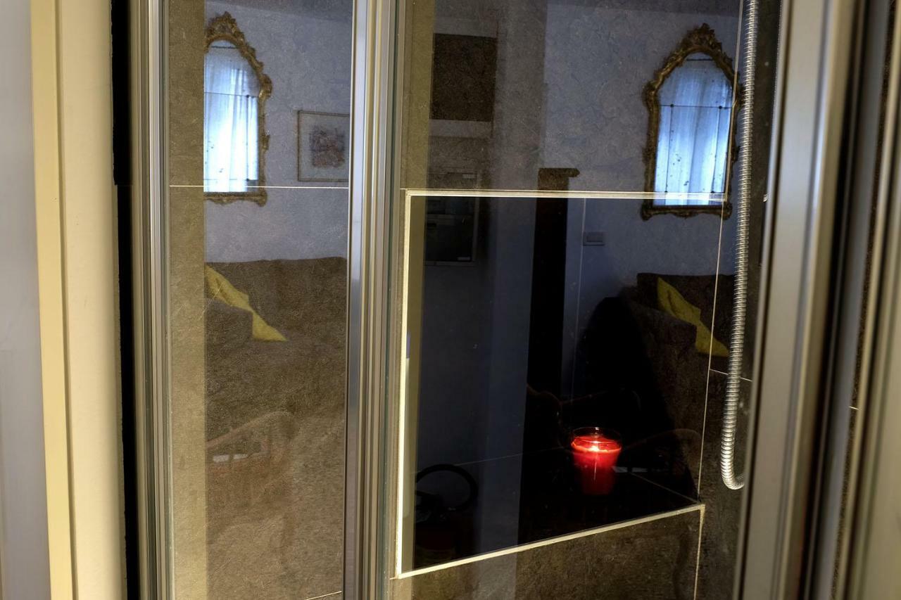True Venice 2 Bedrooms In The Heart Of Castello Venezia Eksteriør bilde